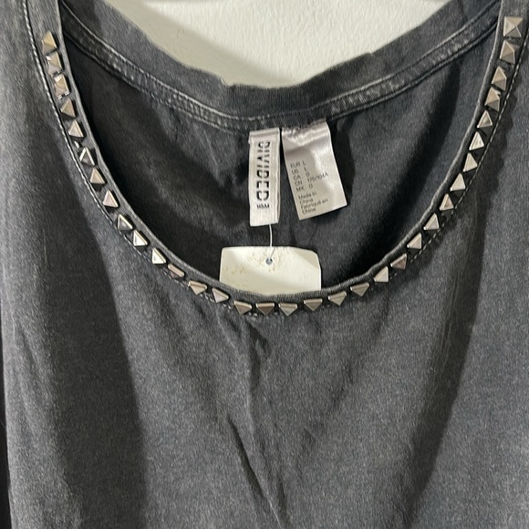 H&M Tank Top - Picture 2 of 6